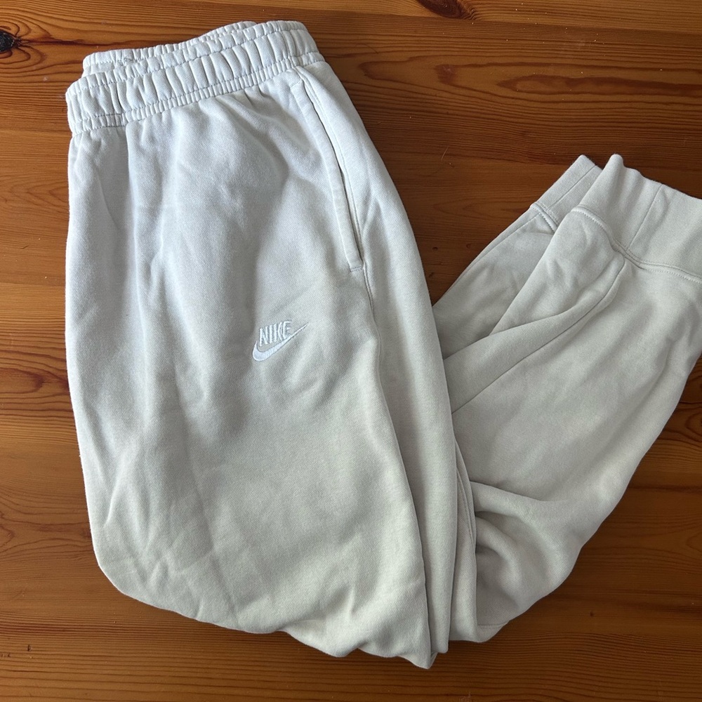 Nike Joggers